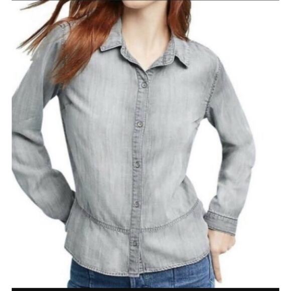 cloth & stone Tops - Cloth and Stone Chambray Peplum Button Down Shirt Size XS